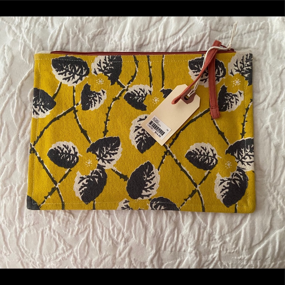 Floral clutch